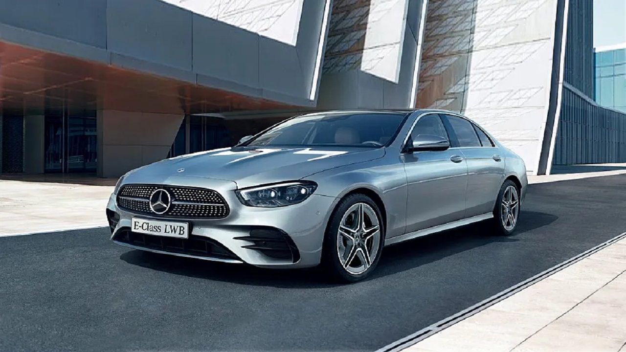 Mercedes E Class luxury car